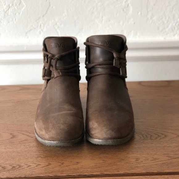 teva boots